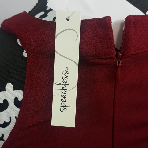 Speechless Garnet Sleeveless Dress - Picture 5 of 7